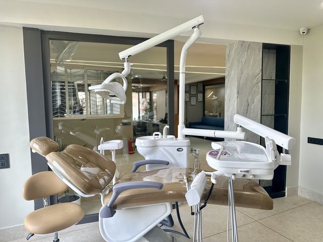 Dental chair — photo 3